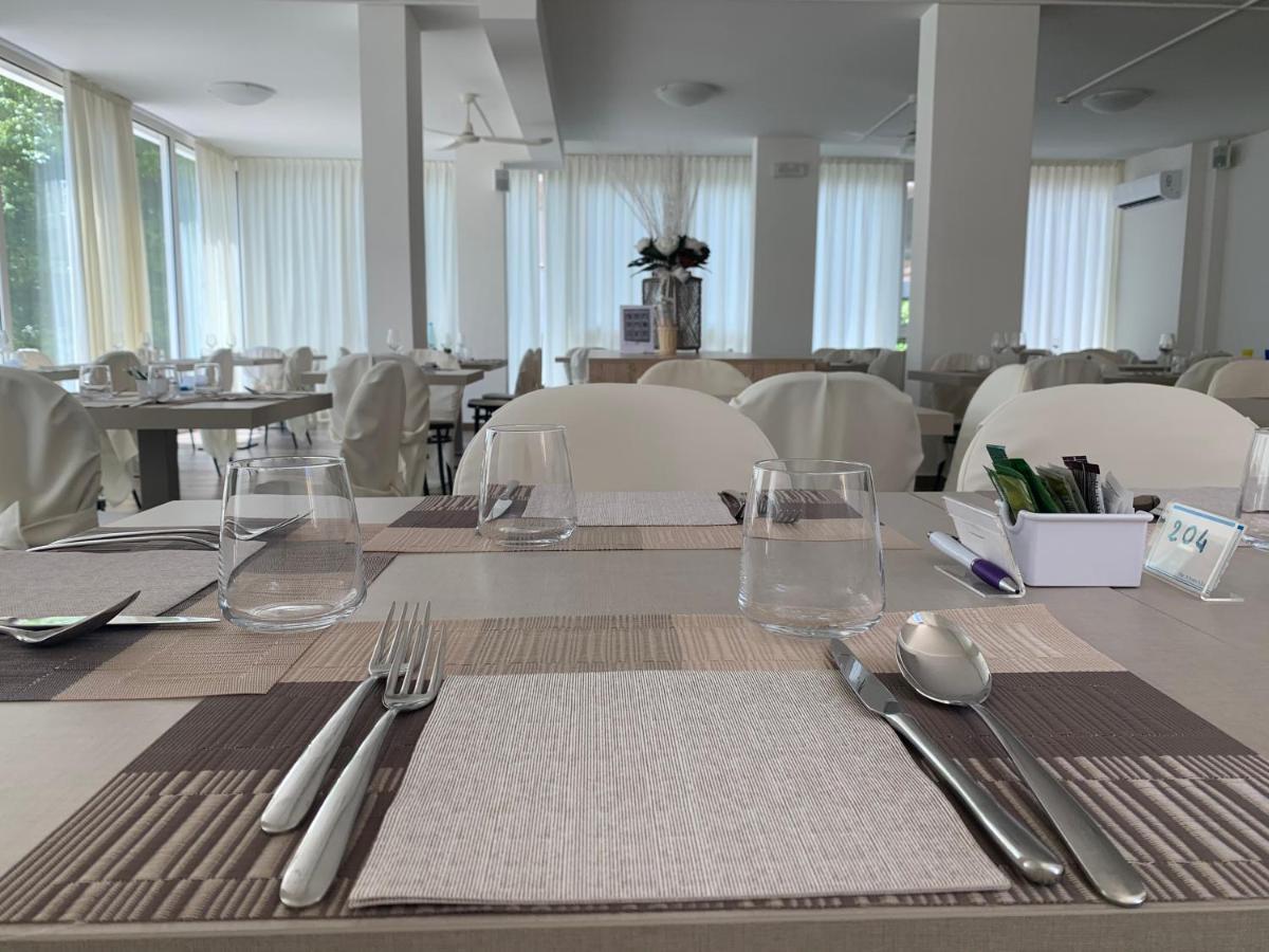 Hotel Carmen ريتشوني المظهر الخارجي الصورة