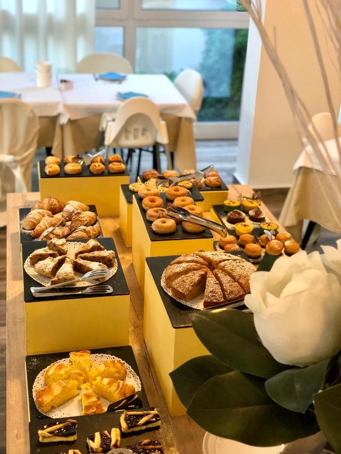 Hotel Carmen ريتشوني المظهر الخارجي الصورة
